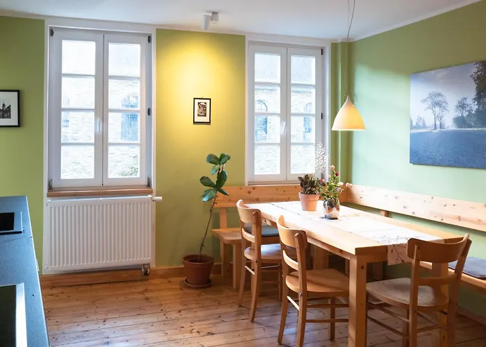 Haus Am Fluss-monschau 公寓 *