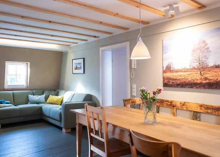 Haus Am Fluss-monschau 公寓