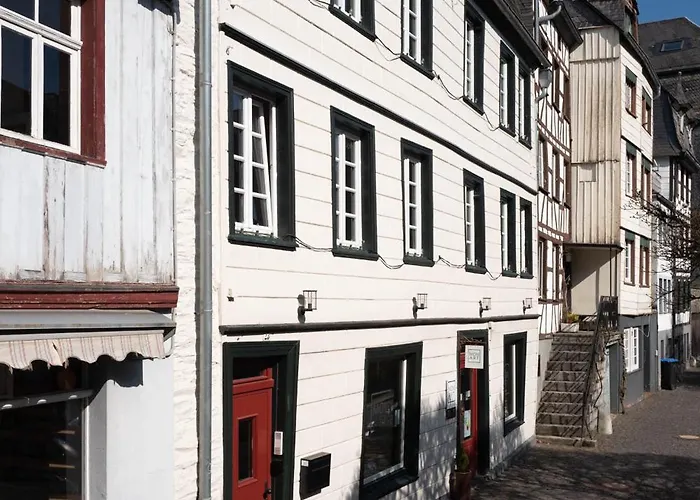 Haus Am Fluss-monschau *